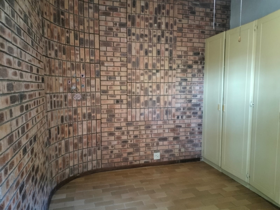 To Let 4 Bedroom Property for Rent in West Acres Mpumalanga
