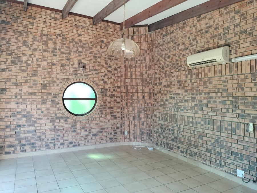 To Let 4 Bedroom Property for Rent in West Acres Mpumalanga