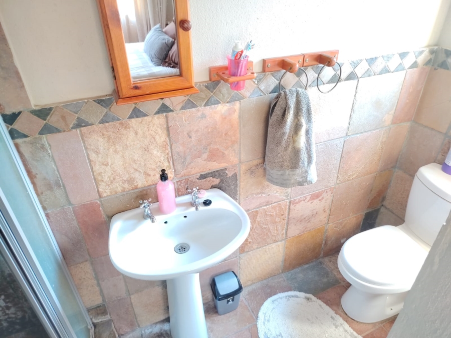 To Let 2 Bedroom Property for Rent in West Acres Mpumalanga