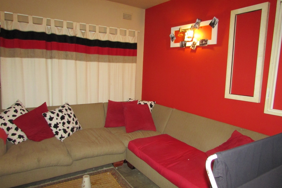 2 Bedroom Property for Sale in White River Mpumalanga