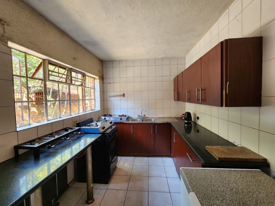 10 Bedroom Property for Sale in Sonheuwel Ext 1 Mpumalanga