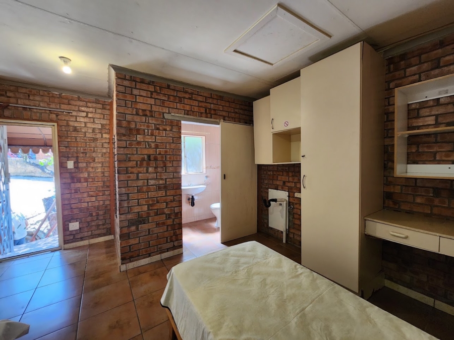 10 Bedroom Property for Sale in Sonheuwel Ext 1 Mpumalanga