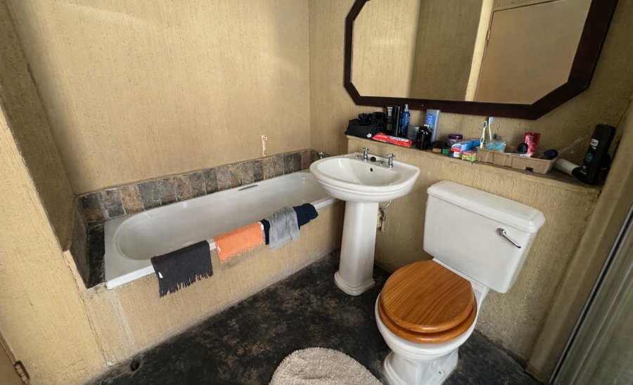 24 Bedroom Property for Sale in Sonheuwel Ext 1 Mpumalanga