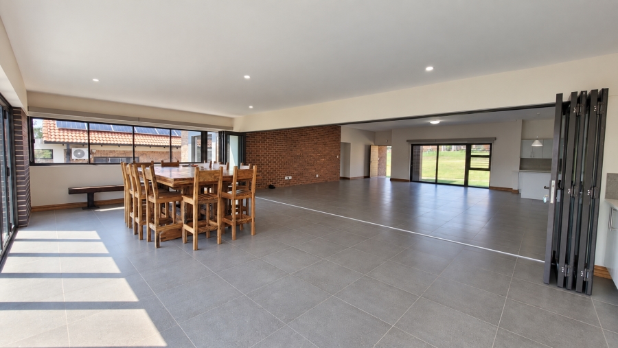 4 Bedroom Property for Sale in Bateleur Estate Mpumalanga