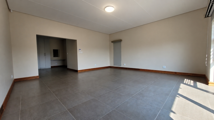 4 Bedroom Property for Sale in Bateleur Estate Mpumalanga