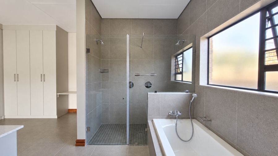 4 Bedroom Property for Sale in Bateleur Estate Mpumalanga