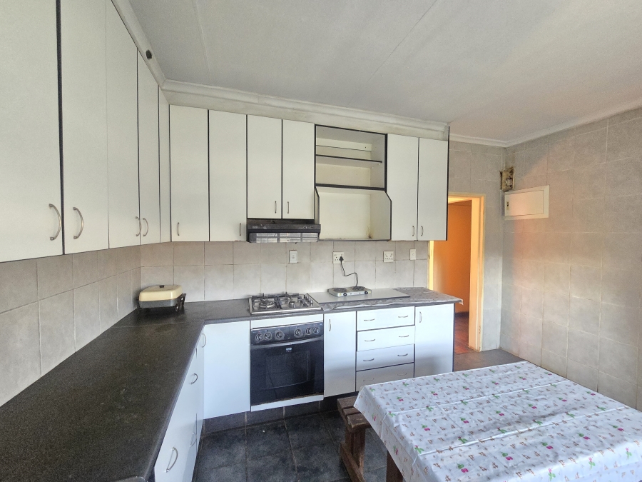 6 Bedroom Property for Sale in Balfour Mpumalanga