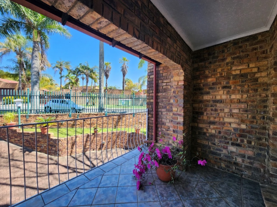 4 Bedroom Property for Sale in Nelspruit Ext 11 Mpumalanga