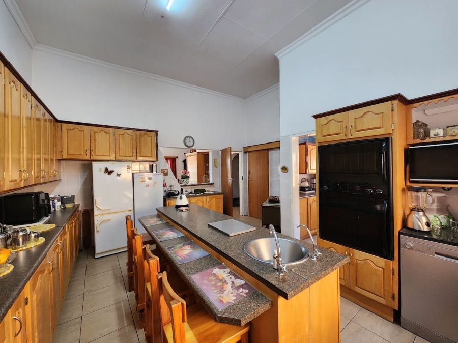 4 Bedroom Property for Sale in Nelspruit Ext 11 Mpumalanga