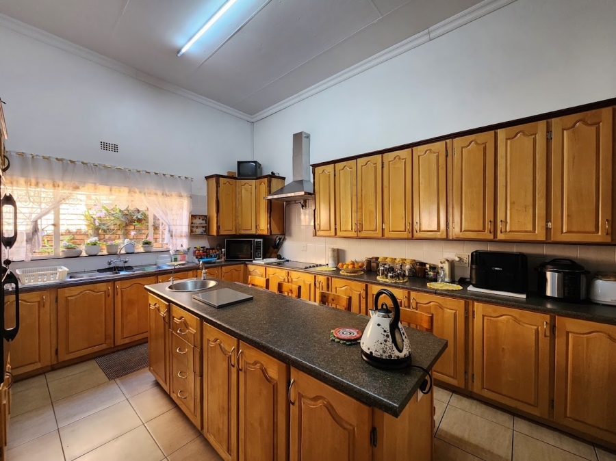 4 Bedroom Property for Sale in Nelspruit Ext 11 Mpumalanga