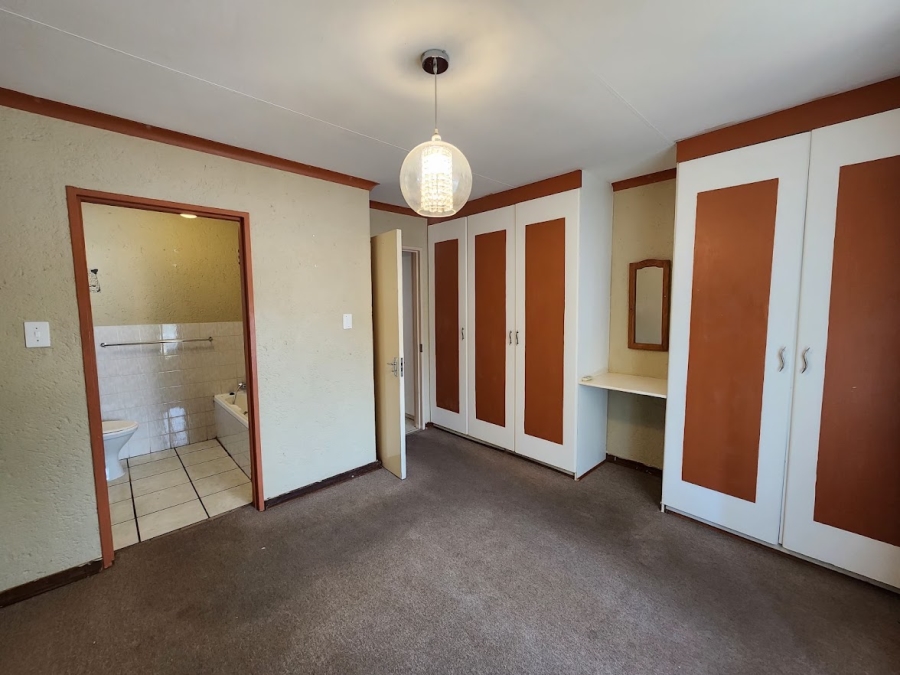 3 Bedroom Property for Sale in West Acres Ext 13 Mpumalanga
