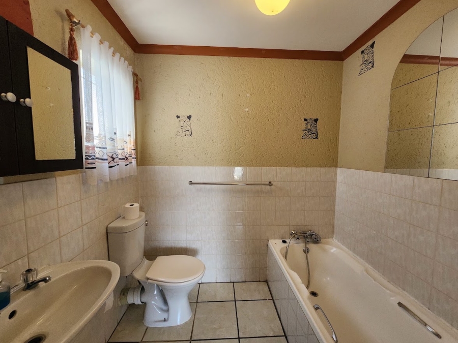 3 Bedroom Property for Sale in West Acres Ext 13 Mpumalanga
