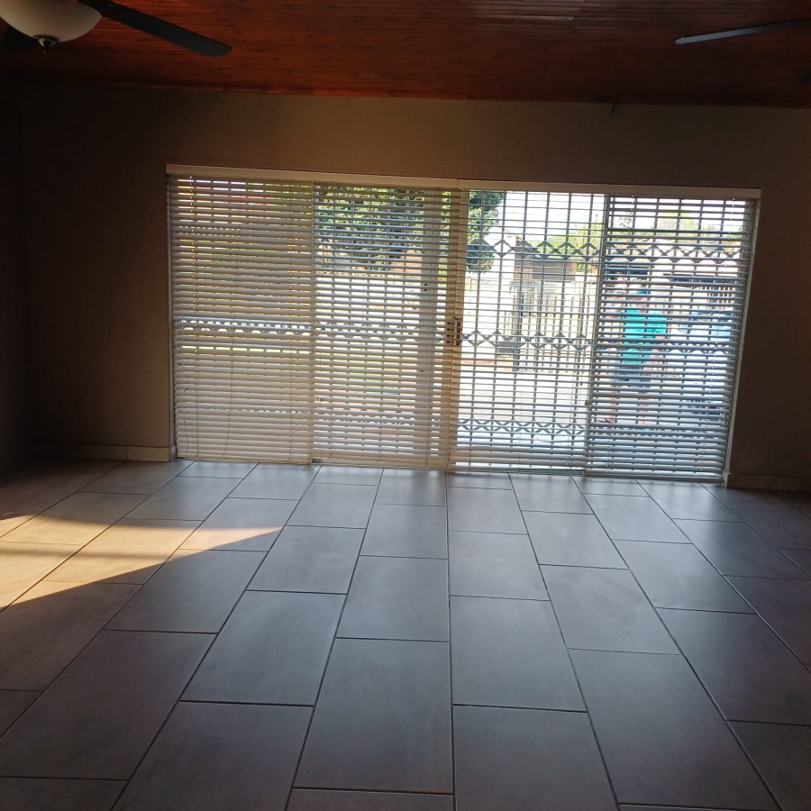 5 Bedroom Property for Sale in Tasbet Park Mpumalanga