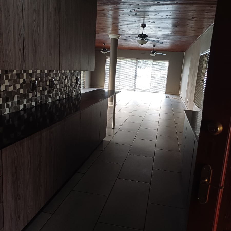 5 Bedroom Property for Sale in Tasbet Park Mpumalanga