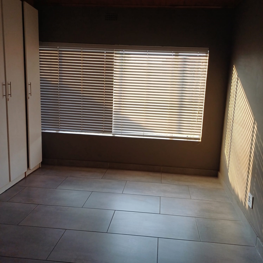 5 Bedroom Property for Sale in Tasbet Park Mpumalanga