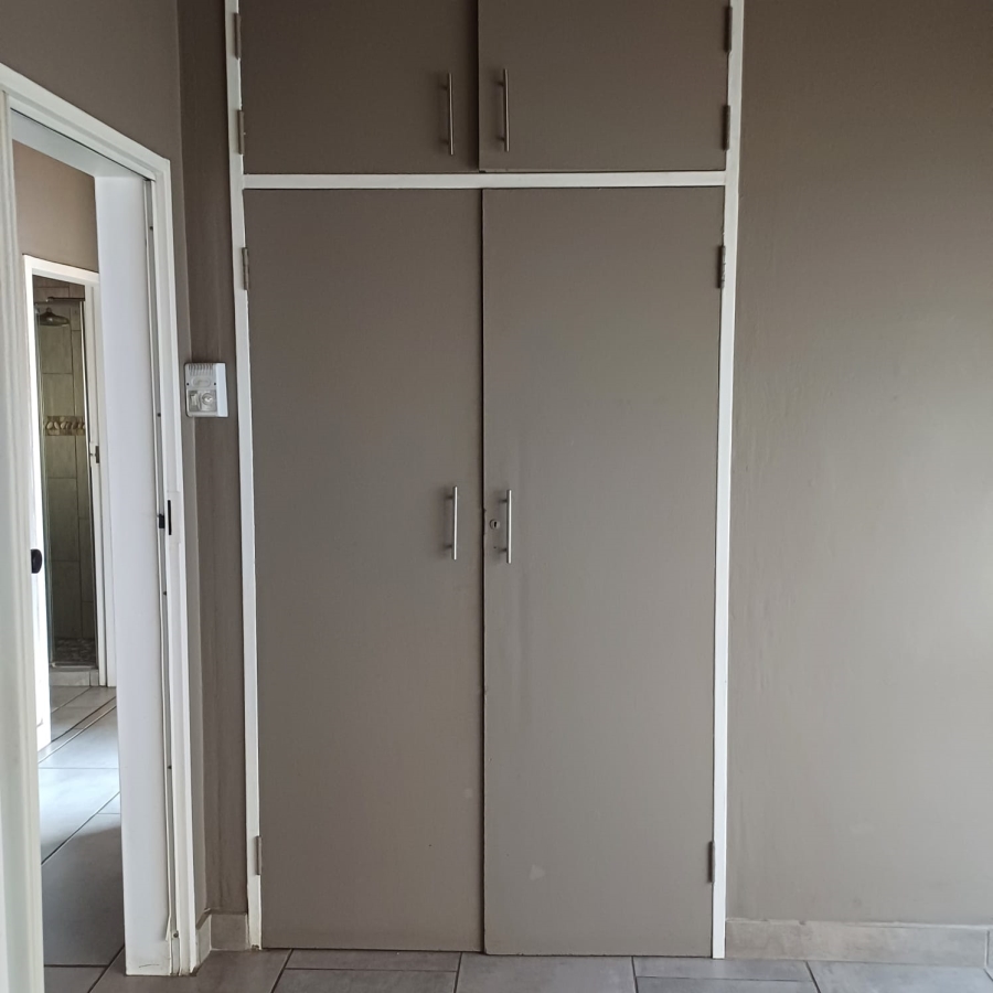 5 Bedroom Property for Sale in Tasbet Park Mpumalanga