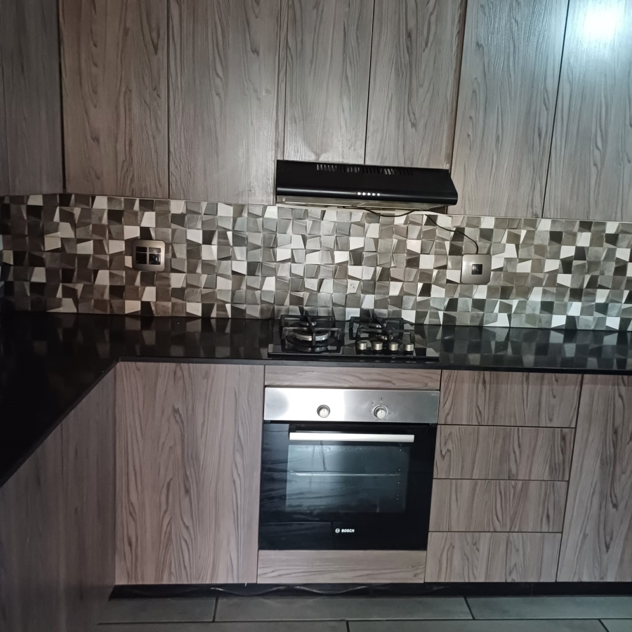 5 Bedroom Property for Sale in Tasbet Park Mpumalanga