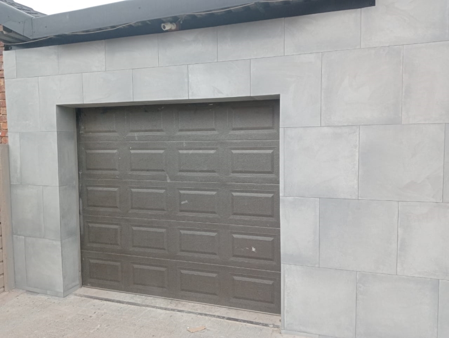 5 Bedroom Property for Sale in Tasbet Park Mpumalanga