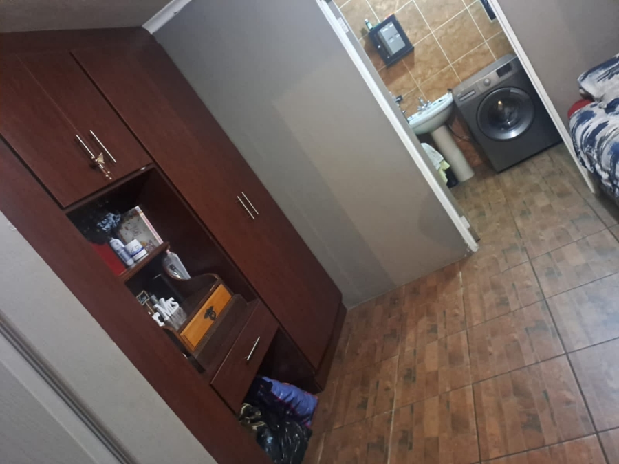 5 Bedroom Property for Sale in Tasbet Park Mpumalanga