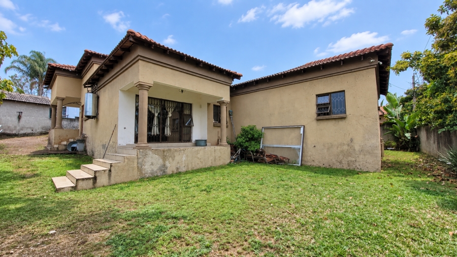 4 Bedroom Property for Sale in Stonehenge Mpumalanga
