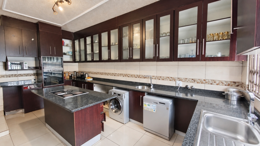 4 Bedroom Property for Sale in Stonehenge Mpumalanga