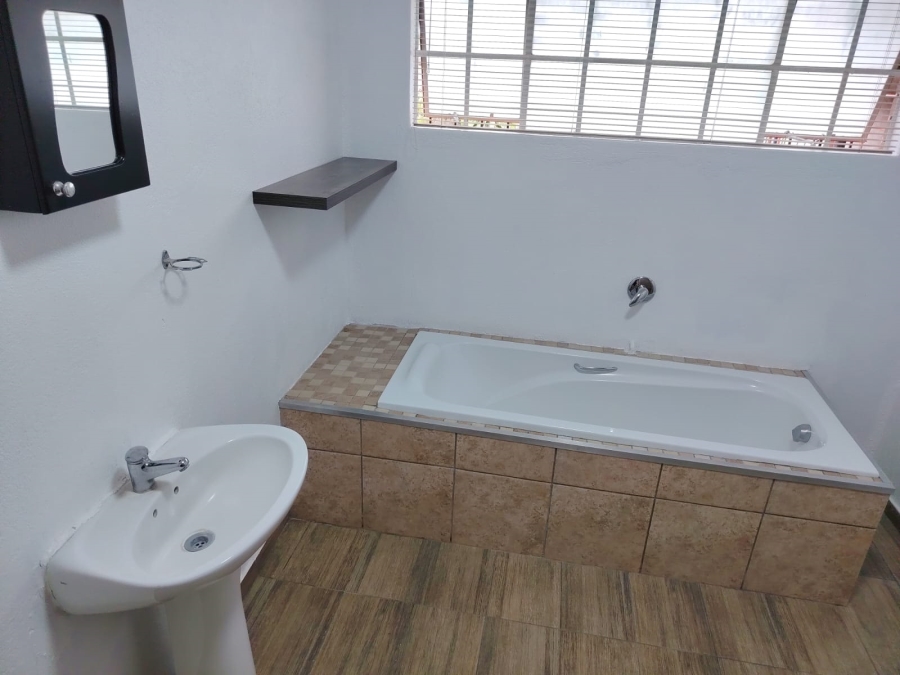 4 Bedroom Property for Sale in Highlands Ah Mpumalanga