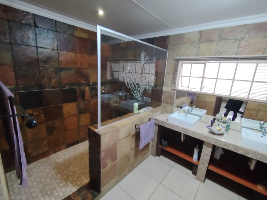 4 Bedroom Property for Sale in Highlands Ah Mpumalanga