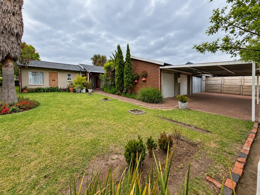 3 Bedroom Property for Sale in Secunda Mpumalanga