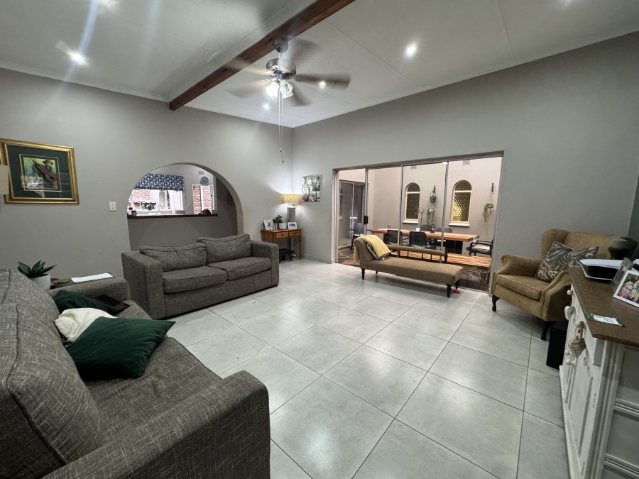 5 Bedroom Property for Sale in Barberton Mpumalanga
