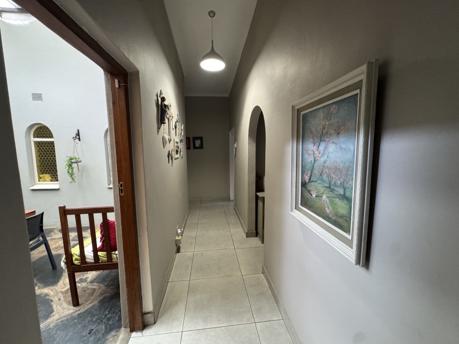 5 Bedroom Property for Sale in Barberton Mpumalanga