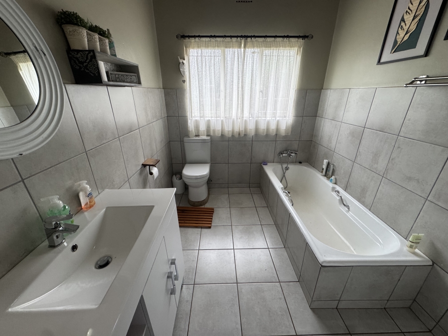 5 Bedroom Property for Sale in Barberton Mpumalanga