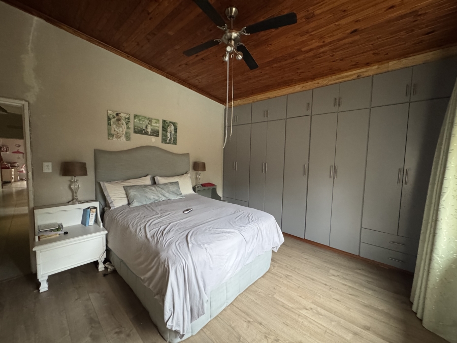 5 Bedroom Property for Sale in Barberton Mpumalanga