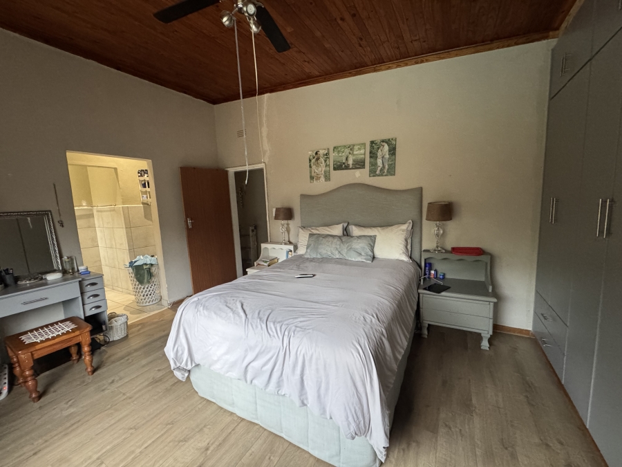 5 Bedroom Property for Sale in Barberton Mpumalanga