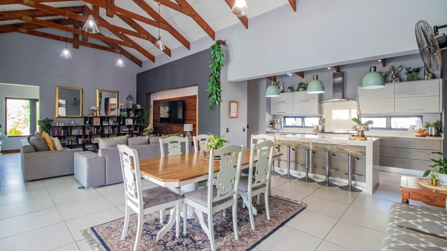 4 Bedroom Property for Sale in The Rest Nature Estate Mpumalanga