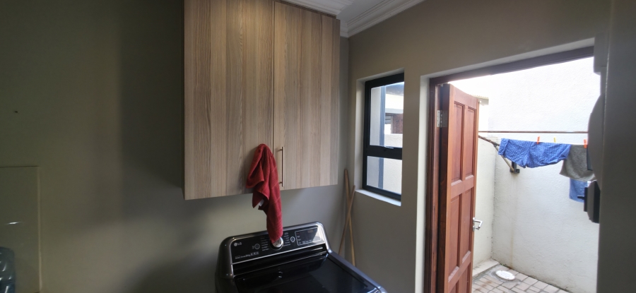 3 Bedroom Property for Sale in Ben Fleur Mpumalanga