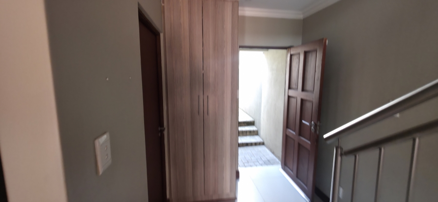 3 Bedroom Property for Sale in Ben Fleur Mpumalanga
