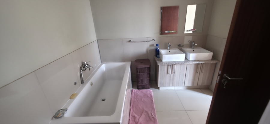 3 Bedroom Property for Sale in Ben Fleur Mpumalanga