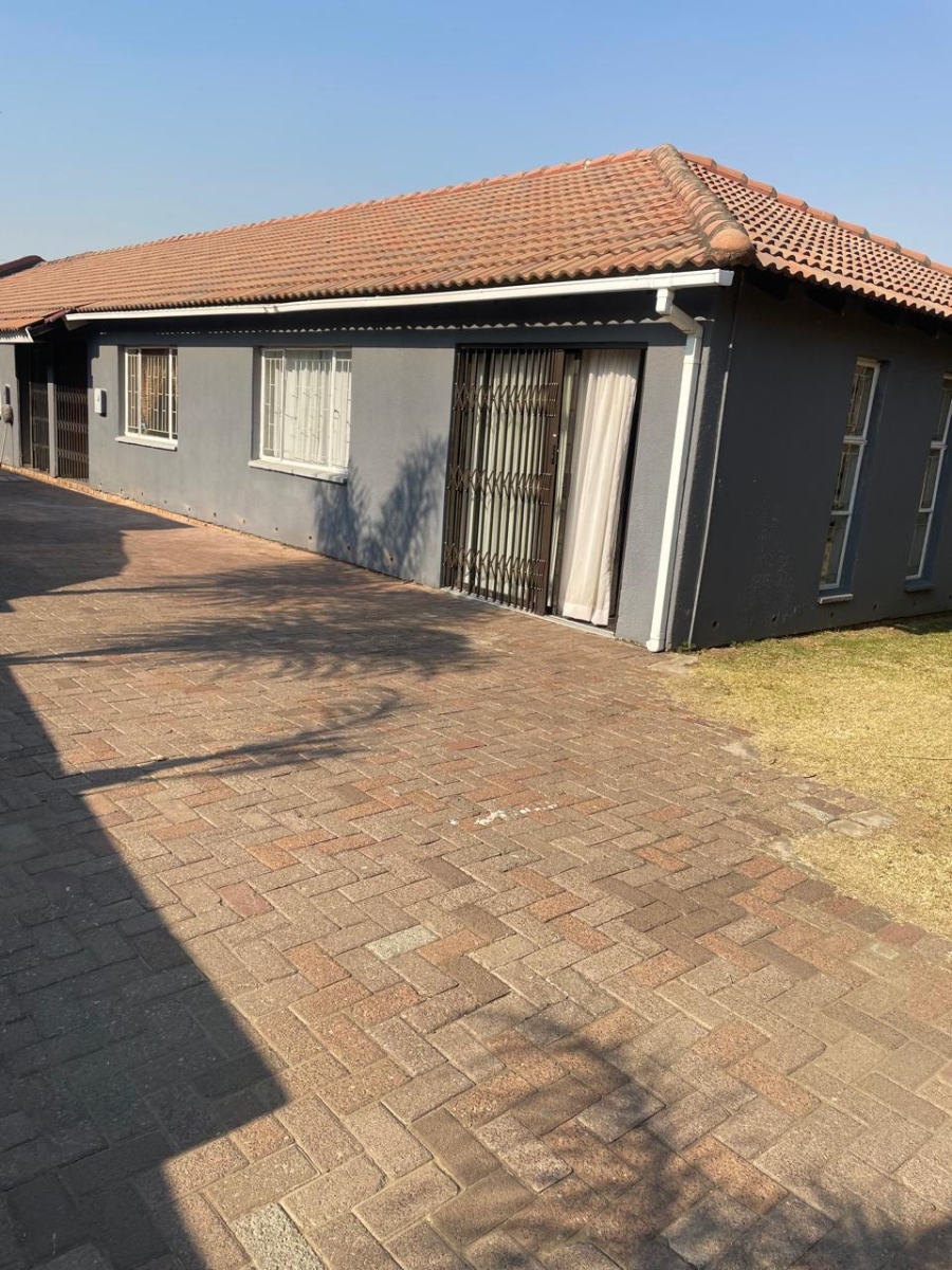 To Let 2 Bedroom Property for Rent in Trichardt Mpumalanga