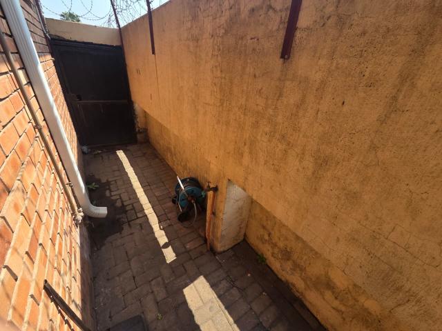 To Let Commercial Property for Rent in Middelburg Central Mpumalanga