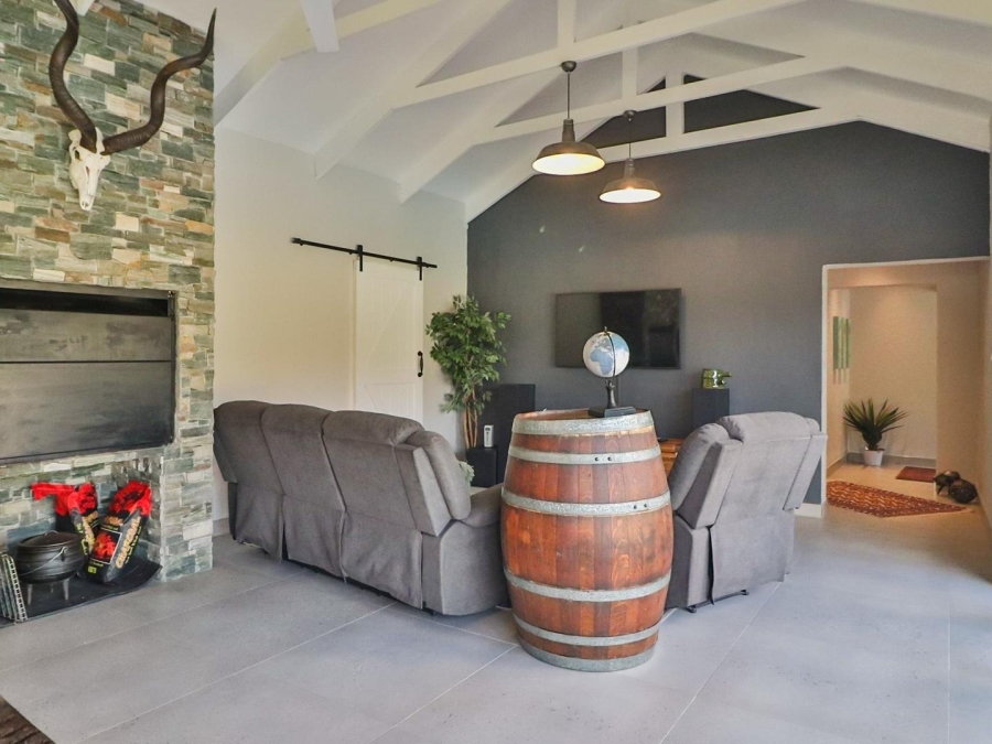 4 Bedroom Property for Sale in Summer Breeze Estate Mpumalanga