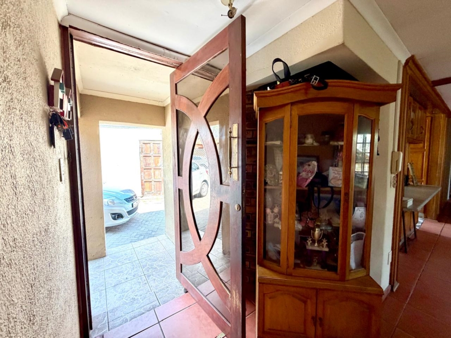 4 Bedroom Property for Sale in Secunda Mpumalanga