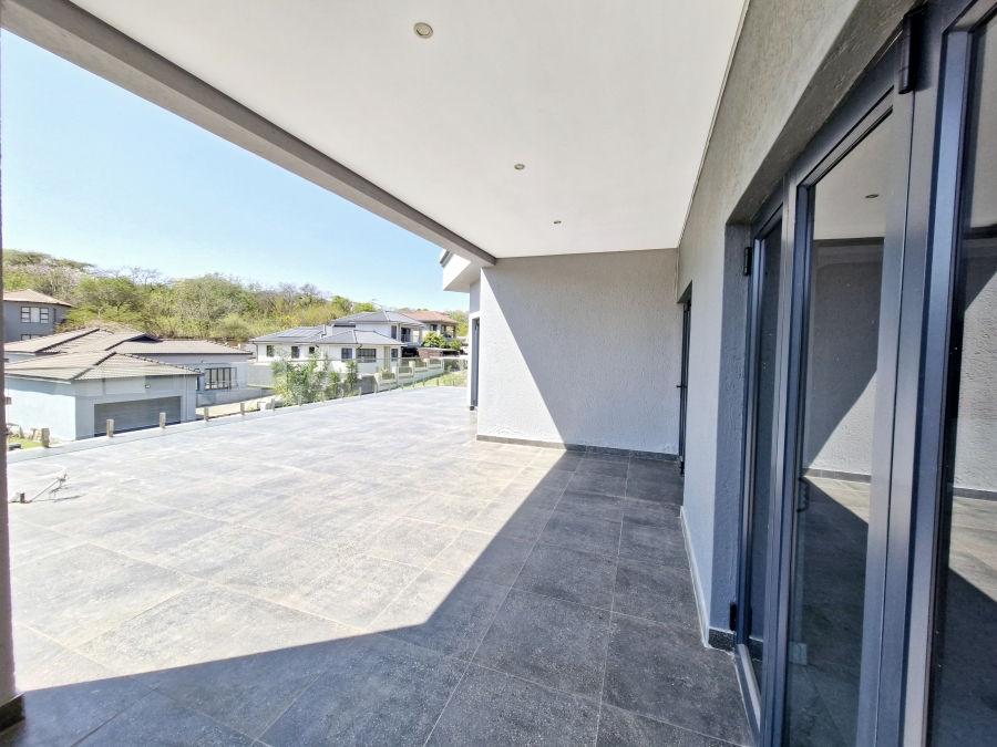 6 Bedroom Property for Sale in Drum Rock Mpumalanga