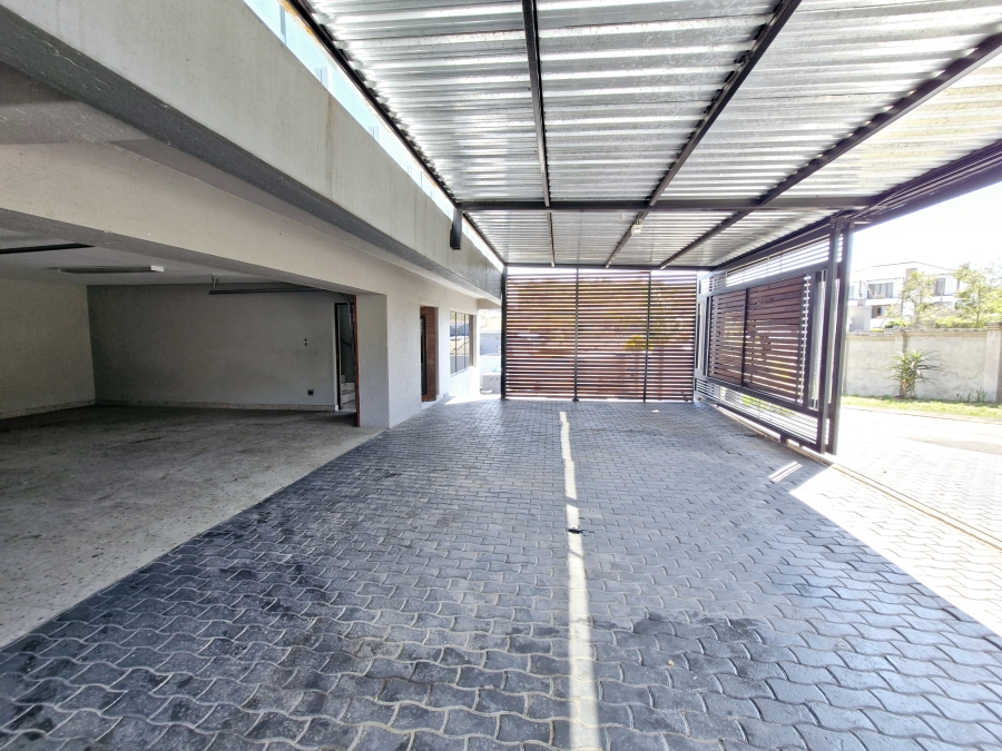 6 Bedroom Property for Sale in Drum Rock Mpumalanga