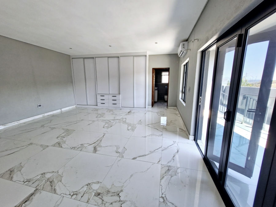 6 Bedroom Property for Sale in Drum Rock Mpumalanga