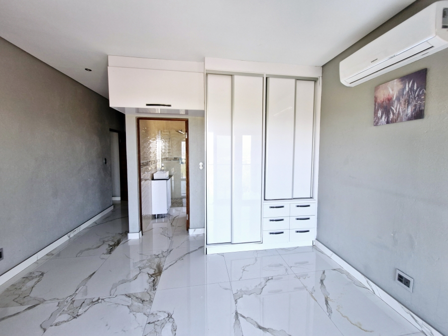 6 Bedroom Property for Sale in Drum Rock Mpumalanga