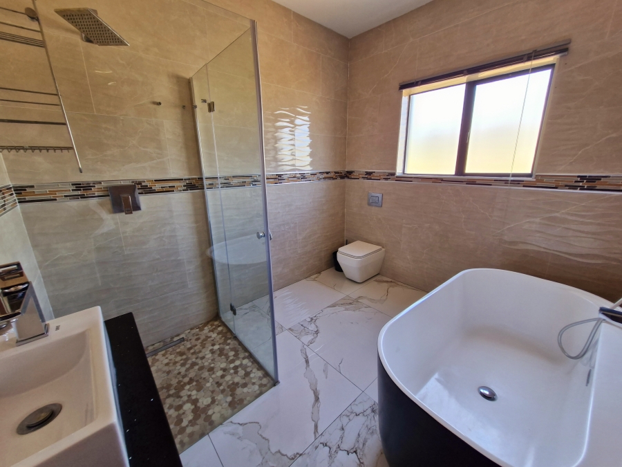 6 Bedroom Property for Sale in Drum Rock Mpumalanga