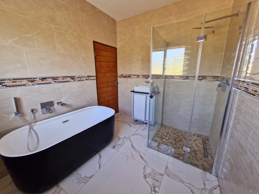 6 Bedroom Property for Sale in Drum Rock Mpumalanga