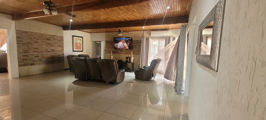 4 Bedroom Property for Sale in Gholfsig Mpumalanga
