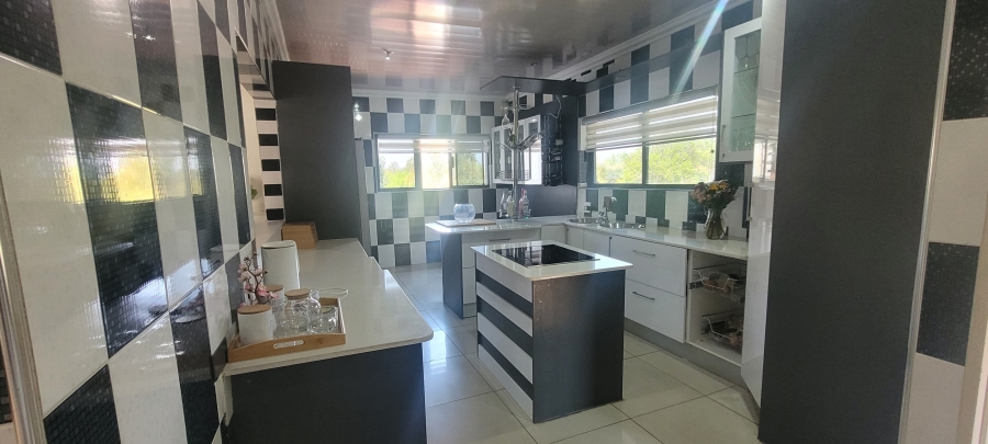 4 Bedroom Property for Sale in Gholfsig Mpumalanga