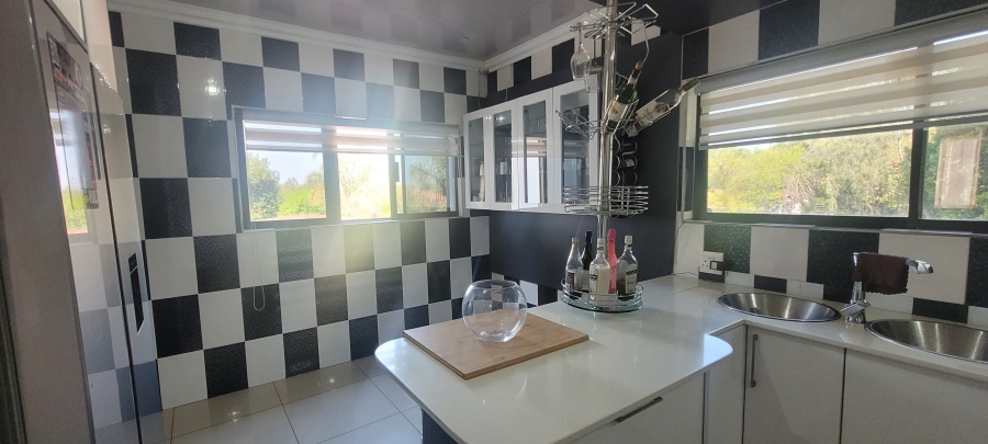4 Bedroom Property for Sale in Gholfsig Mpumalanga